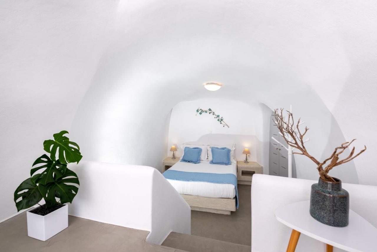 Santorini Caves Apartment Messaria  Exterior photo
