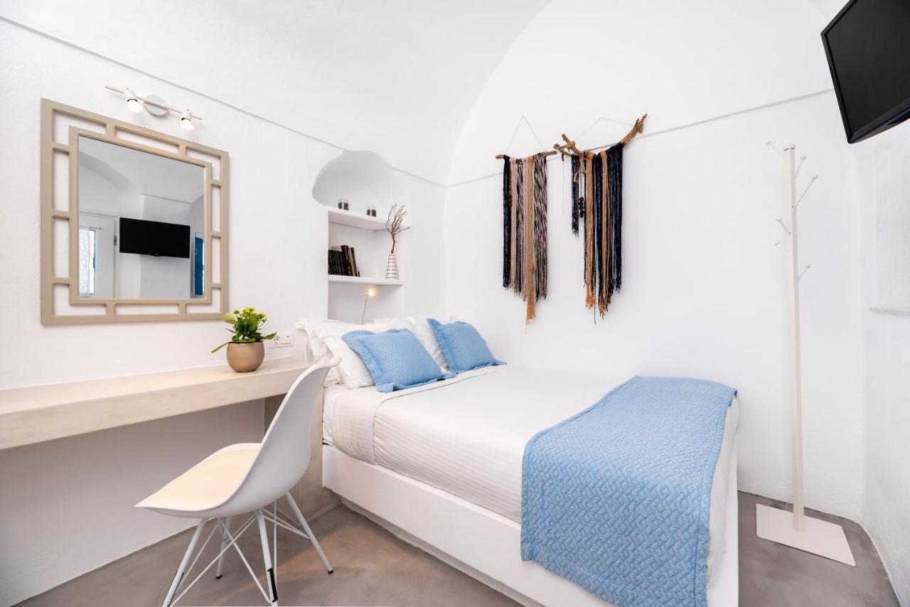 Santorini Caves Apartment Messaria  Exterior photo